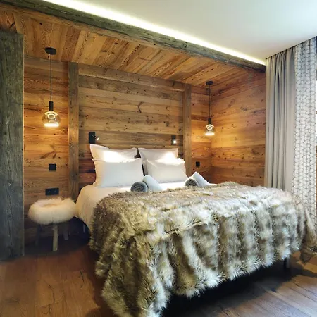 Gaston Chalet *